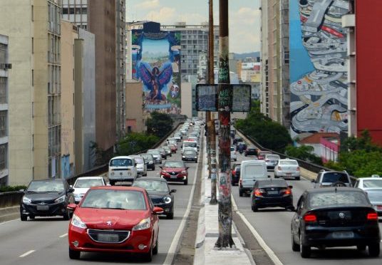 Rodízio no Carnaval: saiba como ficam as restrições para veículos em SP